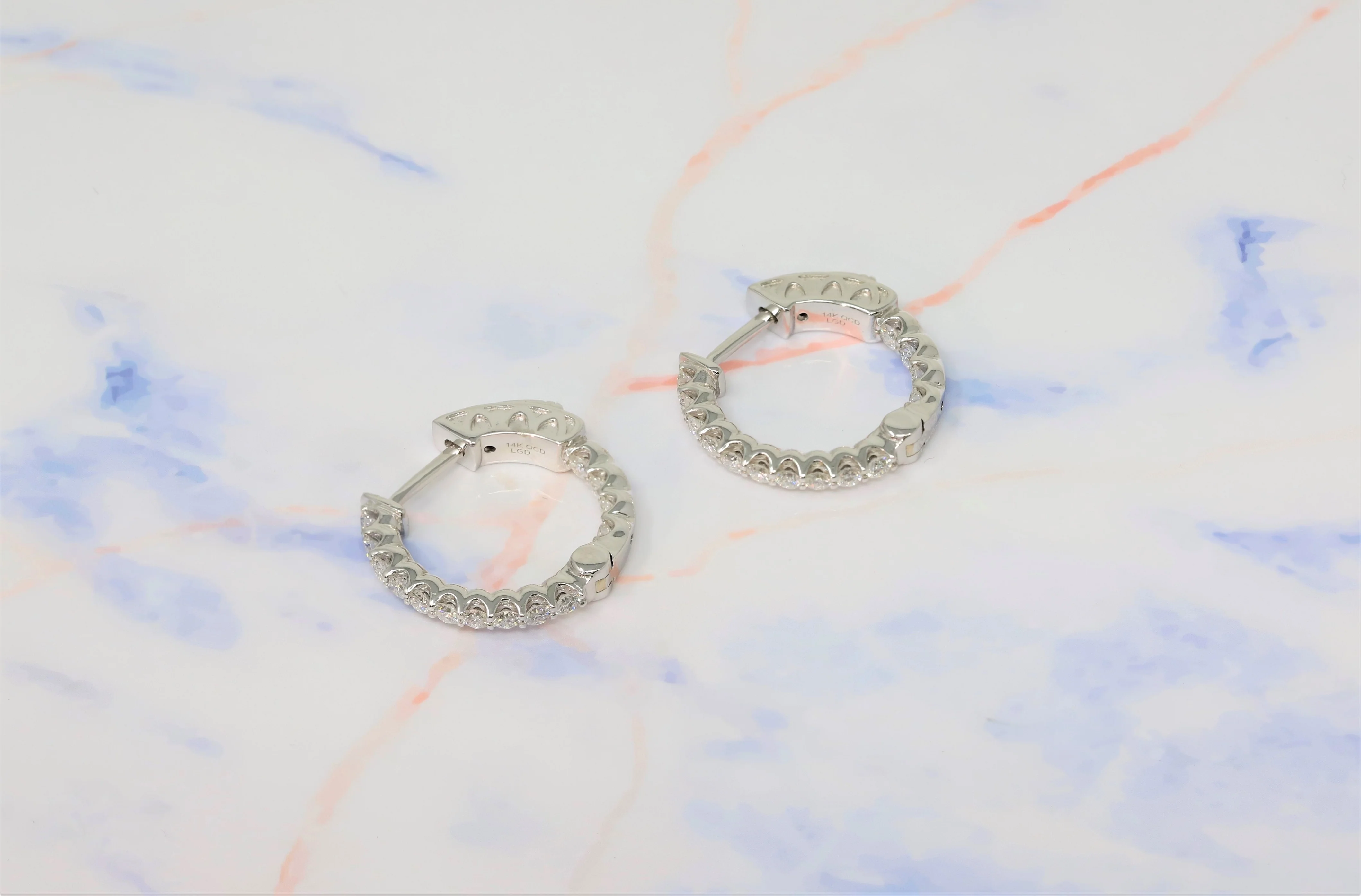 14K White Gold Lab Grown Diamond 3/4 Ct inside out Hoop Earrings, 2cm Diameter, IGI Certificate - Image 6