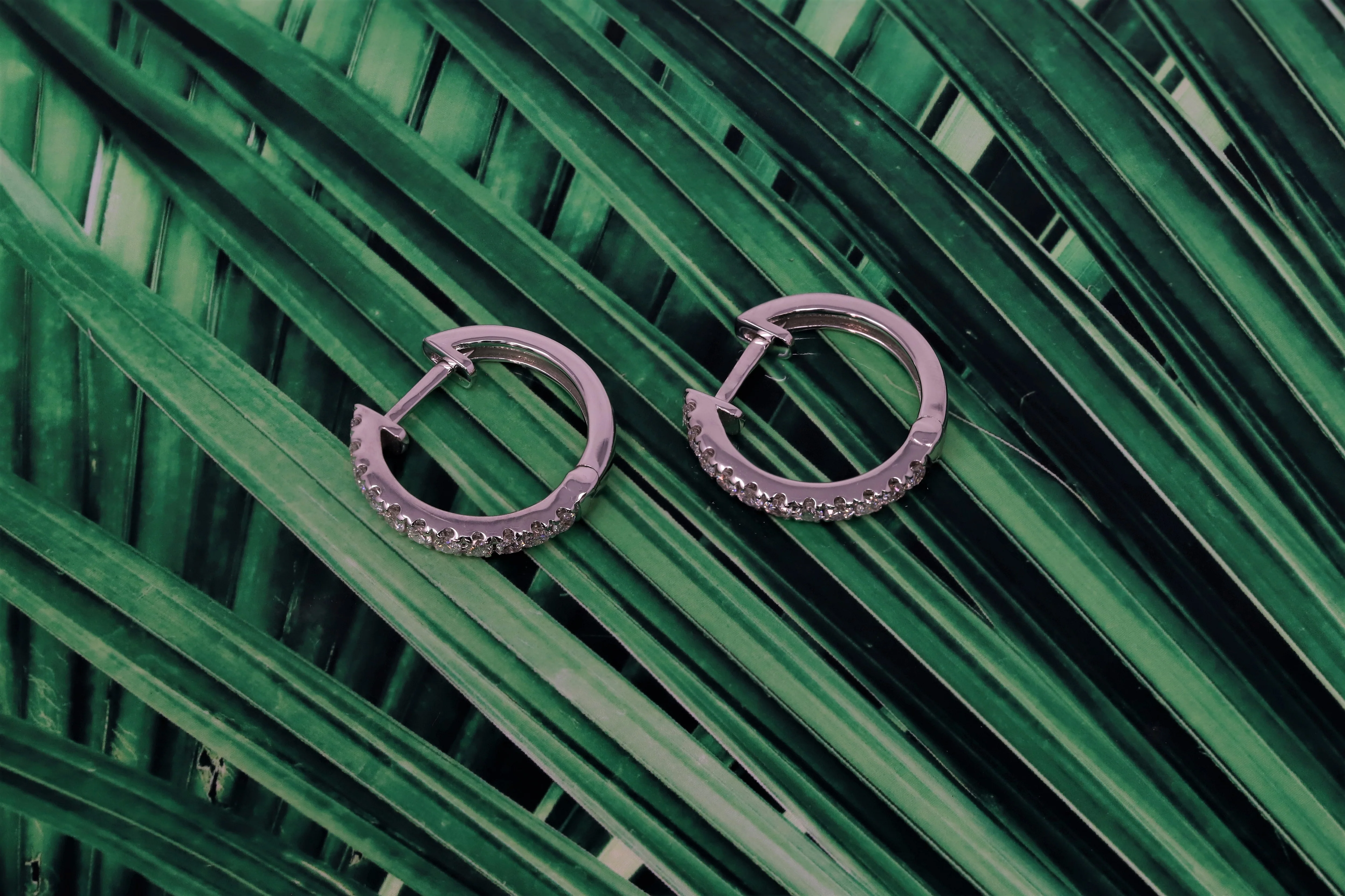14K White Gold Lab Grown Diamond 3/8 Ct Hoop Earrings 1.5cm Diameter with IGI Certificate - Image 3
